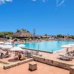 Hotel Athena *